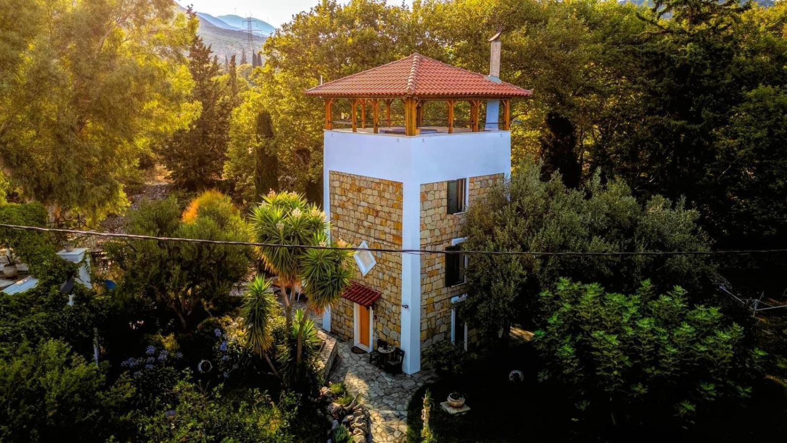Steinturm Mit Dach-Terrasse Zwischen Fluss, Meer Und Gebirge- Spiti Pirgos Paralia Sergoulas Zewnętrze zdjęcie